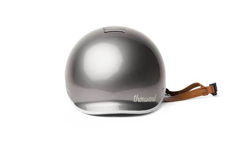 silver_bike_helmet_004_800x.webp