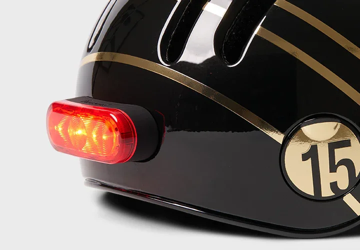 chapter_-features-light-gold-line-black.webp