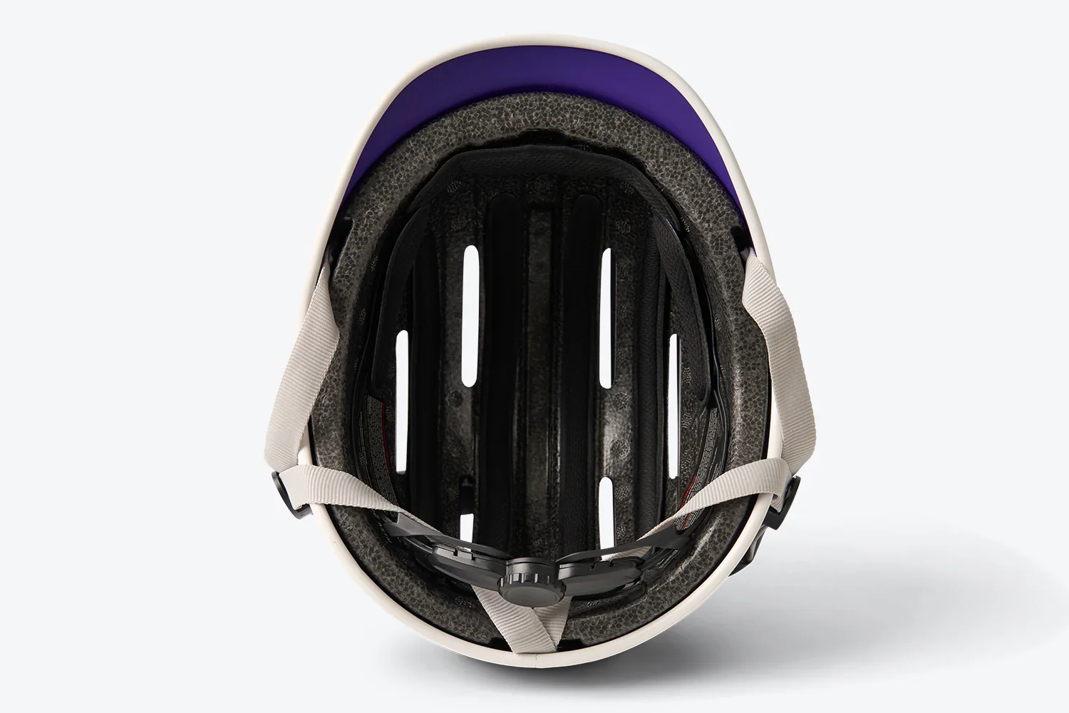 ThsdJR-helmet-interior-party-purple.webp