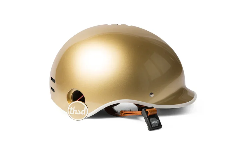 gold_bike_helmet_002_800x.webp