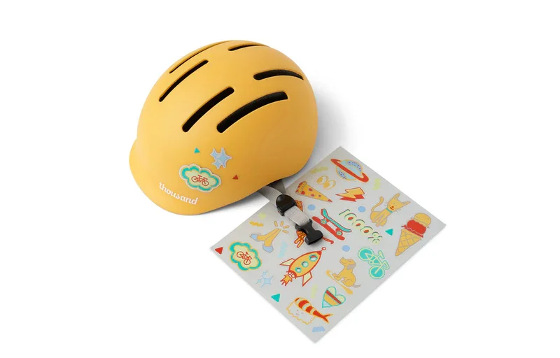thousand-toddler-helmet-Hello-Yellow--1_800x.webp (Copy)