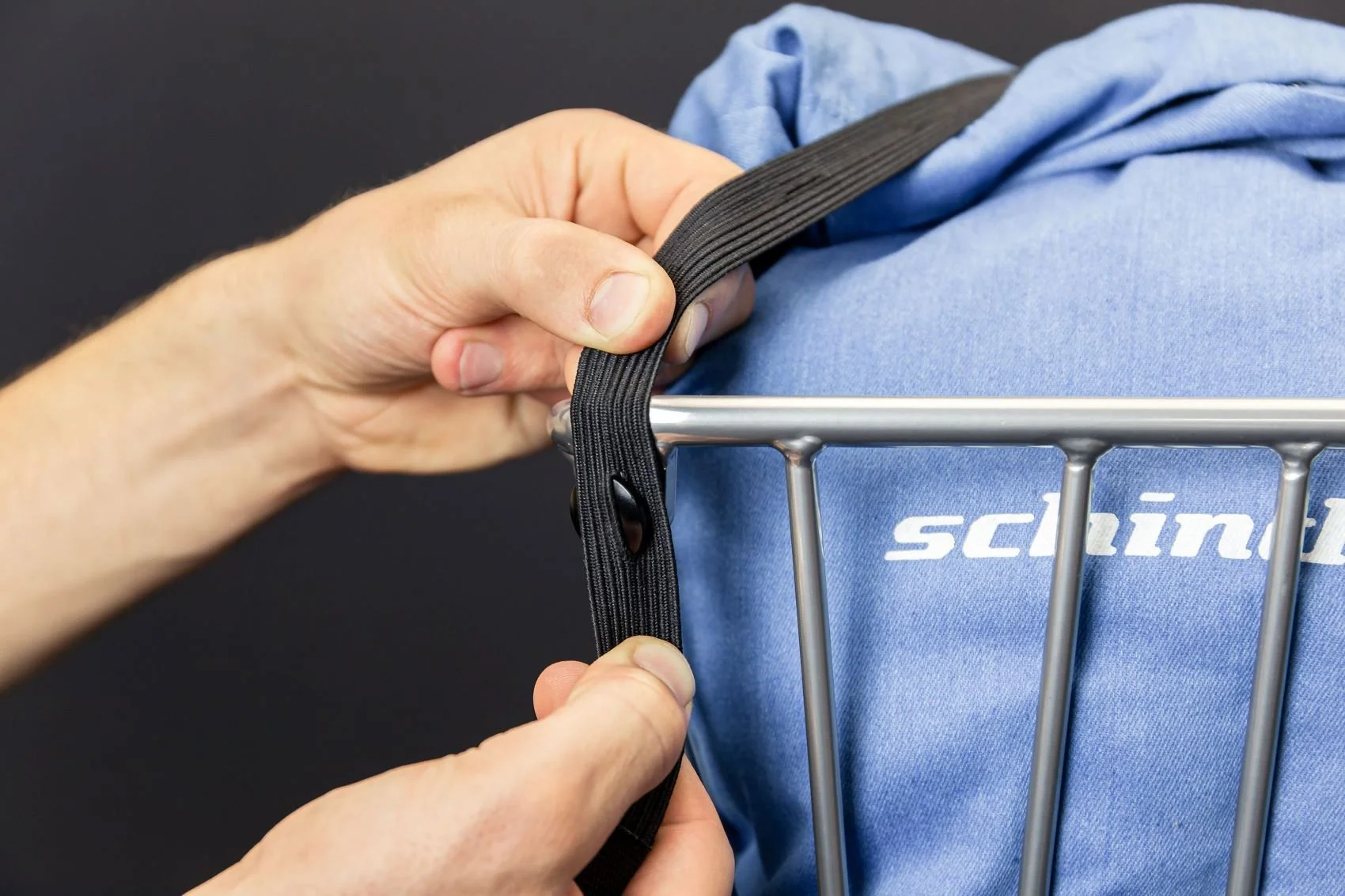 Schindelhauer_Frontbasket_Gallery_05_1a2ae335ef.jpg