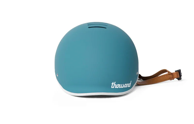 thousand-helmet-coastal-blue-4_800x (1).webp