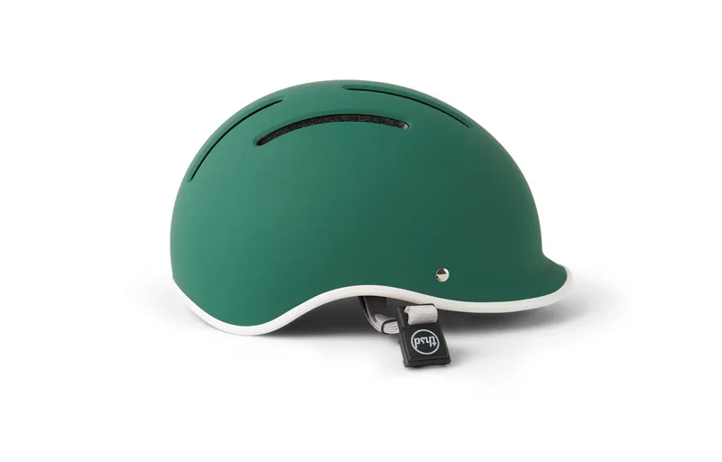 thousand-jr-helmet-going-green-1_800x.webp