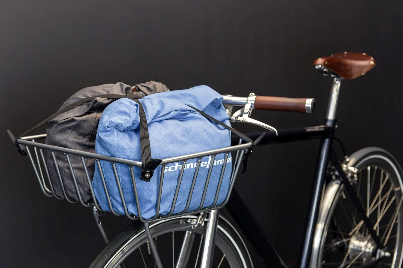 Schindelhauer_Frontbasket_Gallery_04_a2c0592f4e.jpg