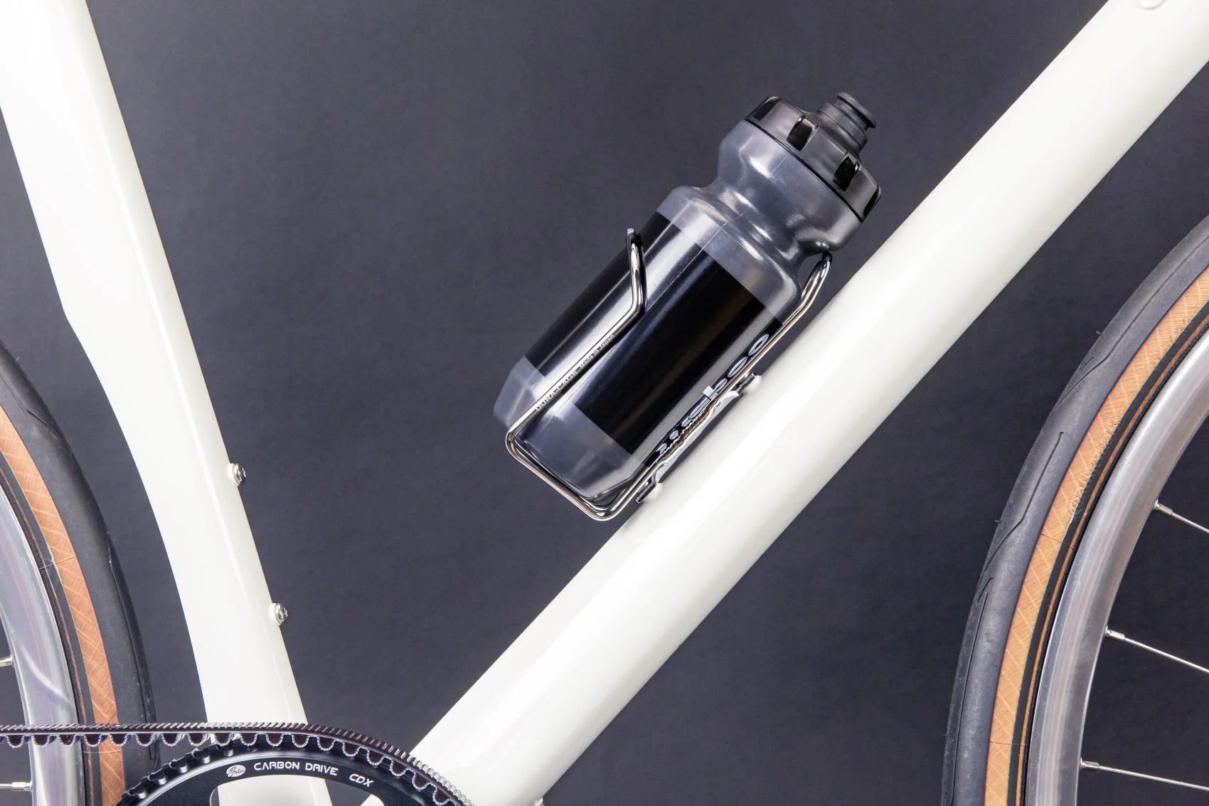 Minoura_Bottle_Cage_Gallery_04_80ba7eb2bb.jpg