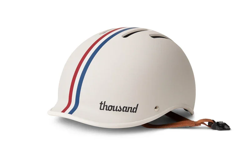 2Thsd_H2_45Degree_SpeedwayCreme_3c0de55b-3008-46ba-a351-a1801a940d6f_800x.webp