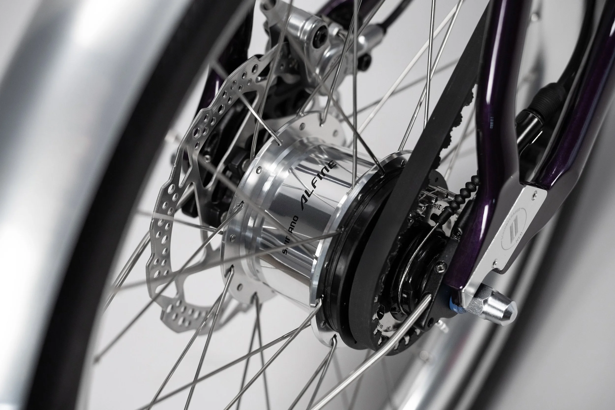 neo_color_variation_deeppurple_gallery_02_ce827a1f0b.jpg
