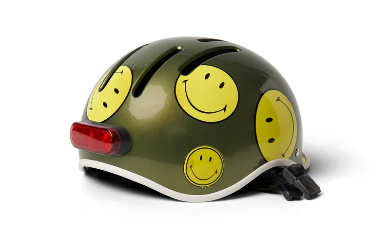 thsd-helm-h2-HappyCamper-45rear_43b36c85-a6bc-4833-9df5-0dc20db110e9_800x.webp