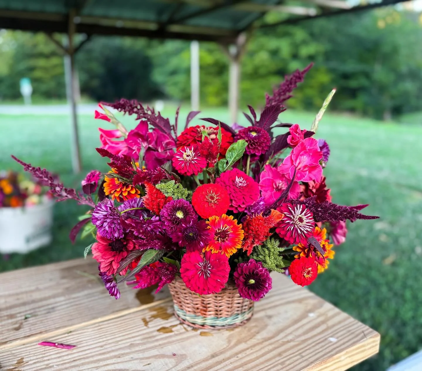 Deep Reds Purples and Burgundy for a colorful basket arrangement 💜❤️🩷
