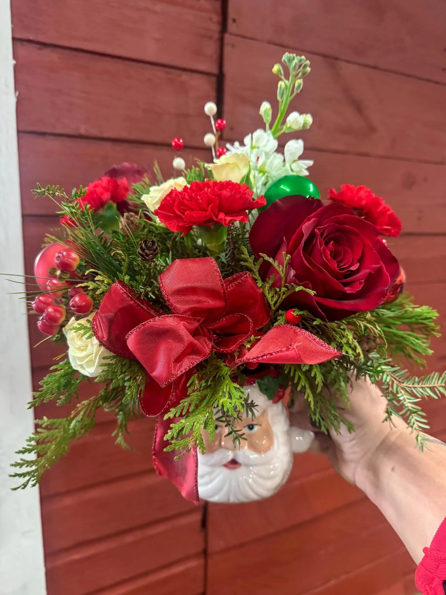 Putting together some fun and festive arrangements for @mohicanchristkindlmarkt this weekend! We will also have wreaths, centerpieces and fresh cut Christmas trees!