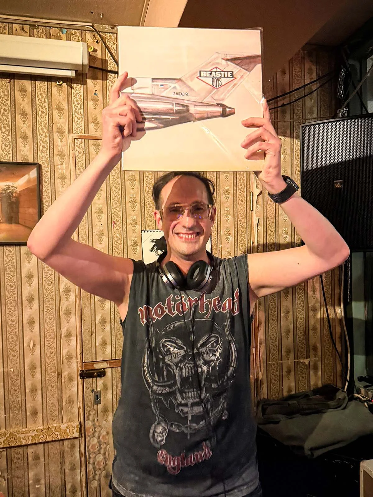 Mr RÖCK! playing a guest DJ set at Amsterdam Vinyl Club, a community music event held in venues across the city.