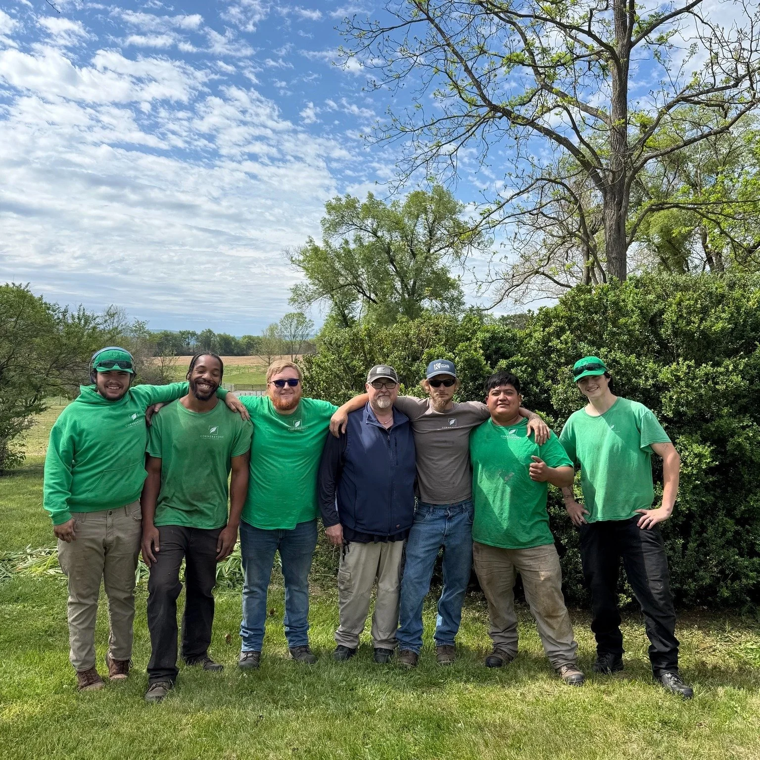 A huge thank you to Cornerstone Landscape Supply  for coming out to Clermont this morning to provide a hands-on training on properly trimming and shaping our dogwood bushes! 🌿
We are incredibly grateful for their hard work, professionalism, and will