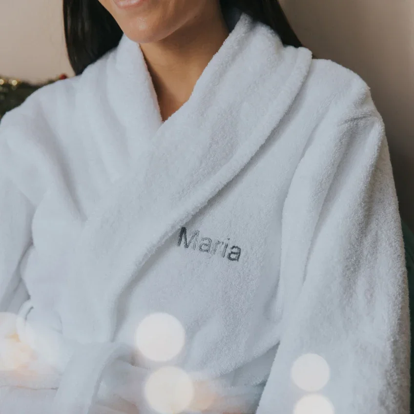 esperbroderie_bathrobe_white_name.webp