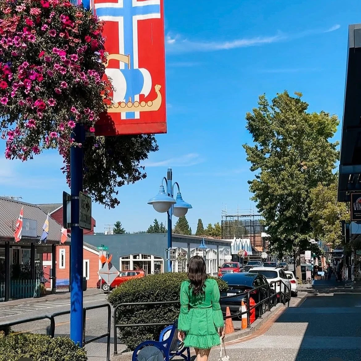 Little Norway 🇳🇴 a ferry ride from Seattle.

📸 @visitpoulsbo 

#poulsbowashington #bainbridge #kingstonwa #suquamish #seattle #kitsap #winslow #gigharbor #vashonisland #fridayharbor #victoriabc #porttownsend #sequimbay #rochharborresort