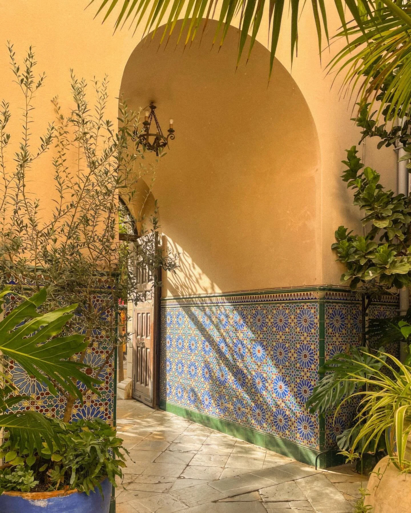 #gibraltar 

#travelspam #tiles #tiledesign #moroccanstyle #gibraltar🇬🇮 #summer #summer2024