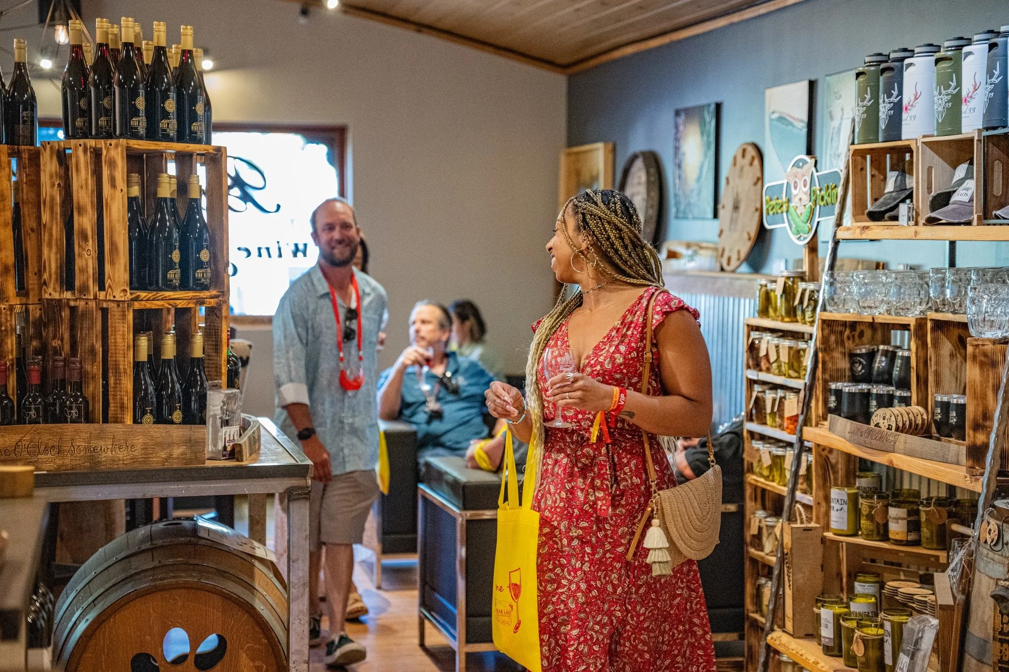 Who's ready for the Wine Walk this Saturday?! Make sure you get your tickets on Eventbrite and make Barrel 33 your number one stop 🍷#WineWalk #VisitBigBear #BigBearLake