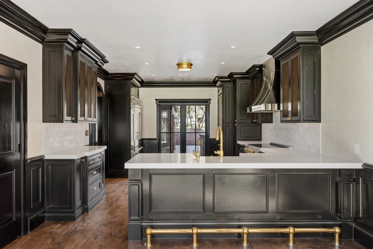 22-C8A5584 Large.jpeg