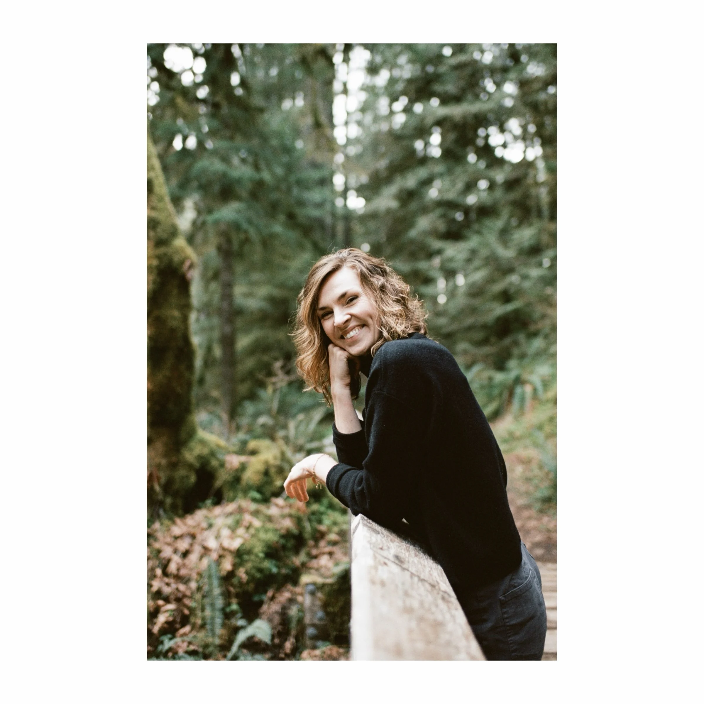 Hi, I&rsquo;m Lisa ! Owner + Creative Director of ellis lindsey. I&rsquo;m here to share the process and progress of my designs as they unfold. Feel free to just follow along, or reach out if you have a project in mind - I am excited to hear your sto