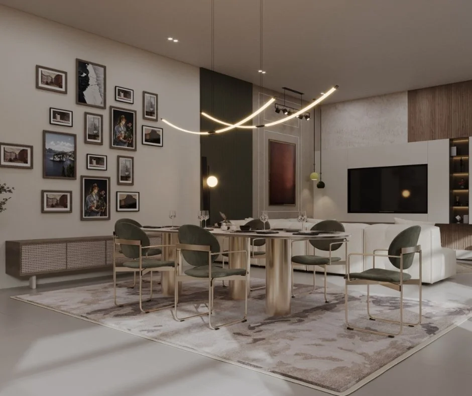 Sala de comedor moderna con mesa redonda, sillas de respaldo grueso, una pared con collage de cuadros y una televisión grande, decoración en tonos neutros.