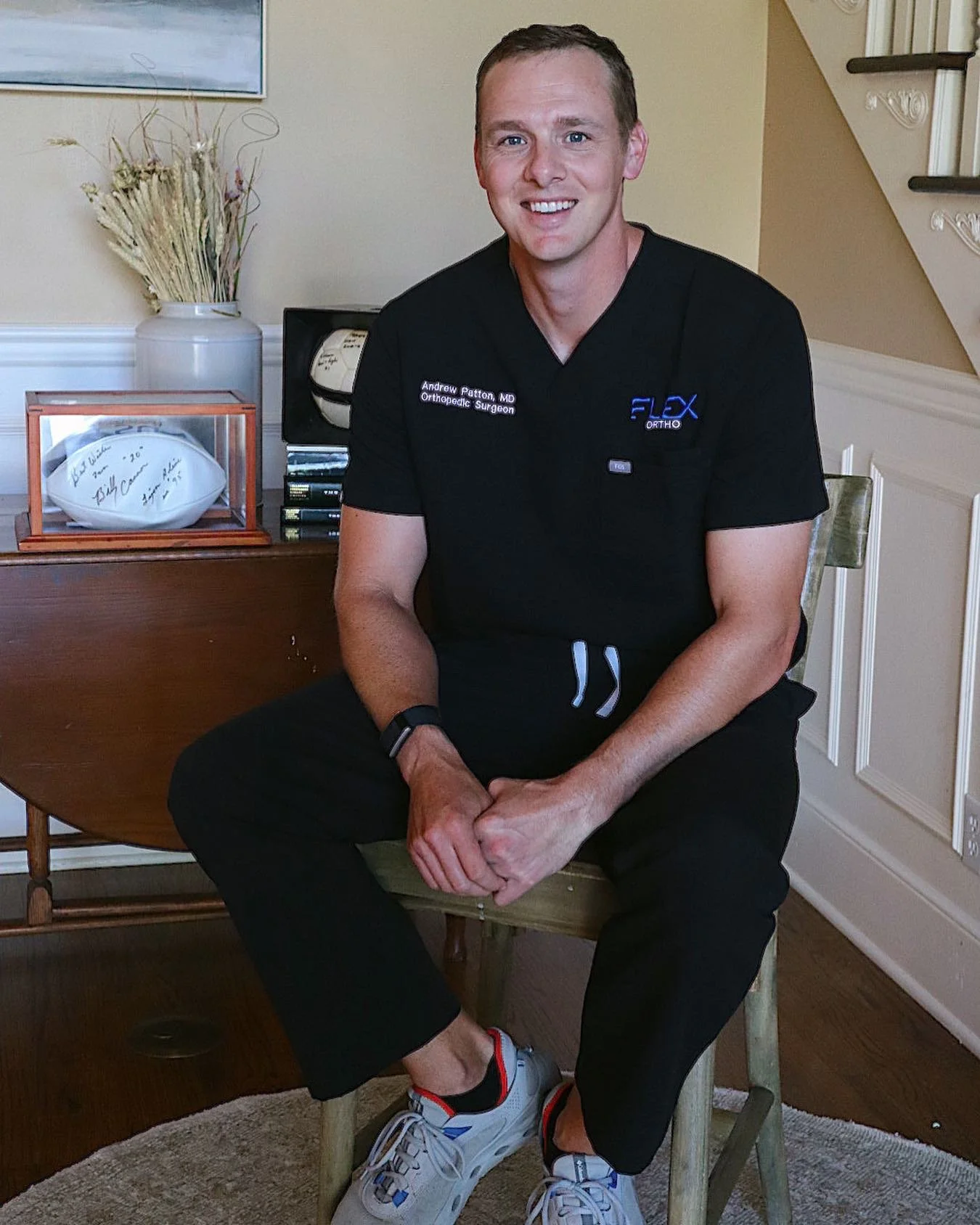My name is Dr. Andrew Patton and I&rsquo;m an orthopedic surgeon specializing in sports medicine @flexinstitutela 🩺
My wife and I have 3 boys and are fully immersed in the sports world&hellip;so my goal for this page is to educate both from a physic