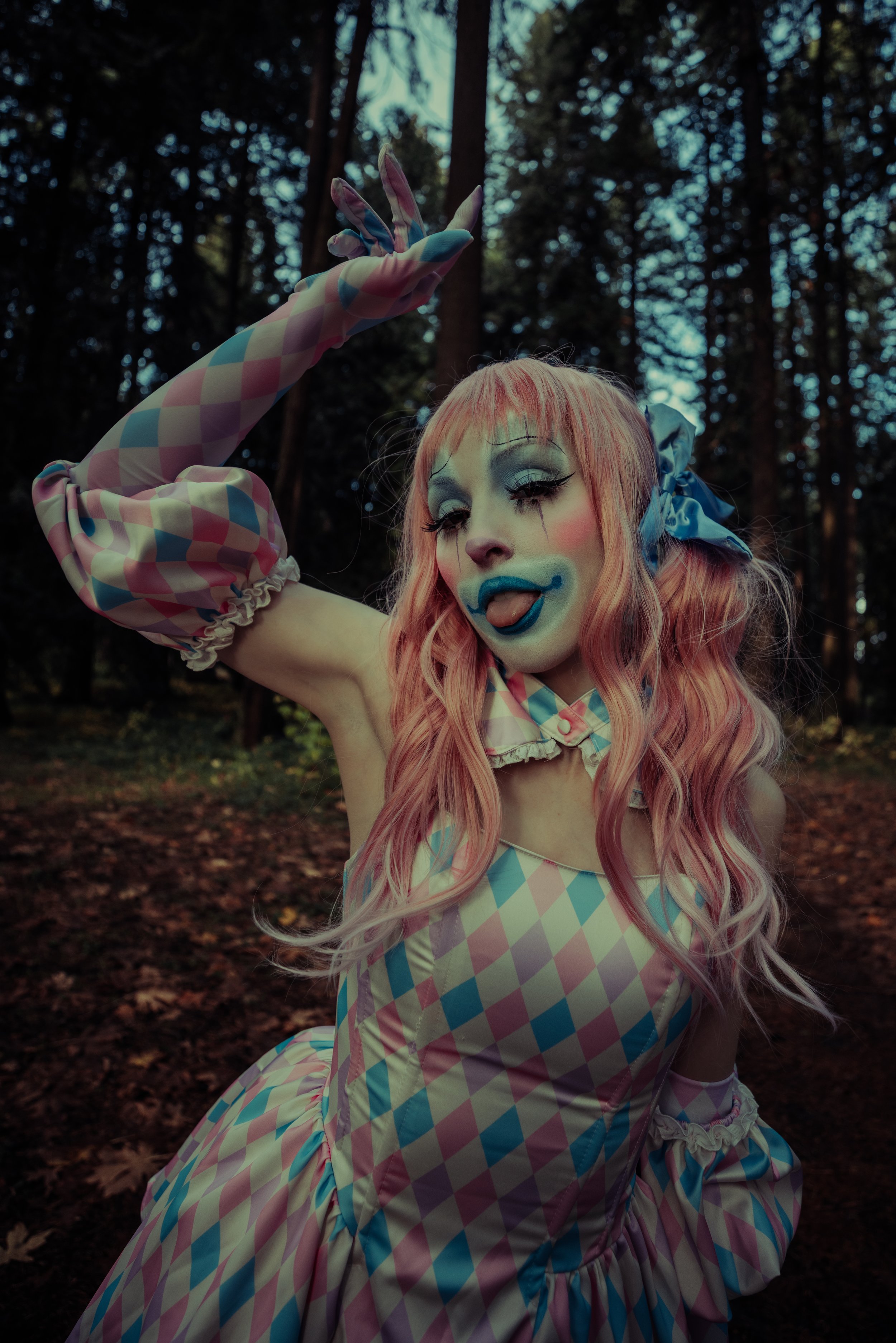 Photographer: Hope Kemp Photography
— Model: Claire Snyder