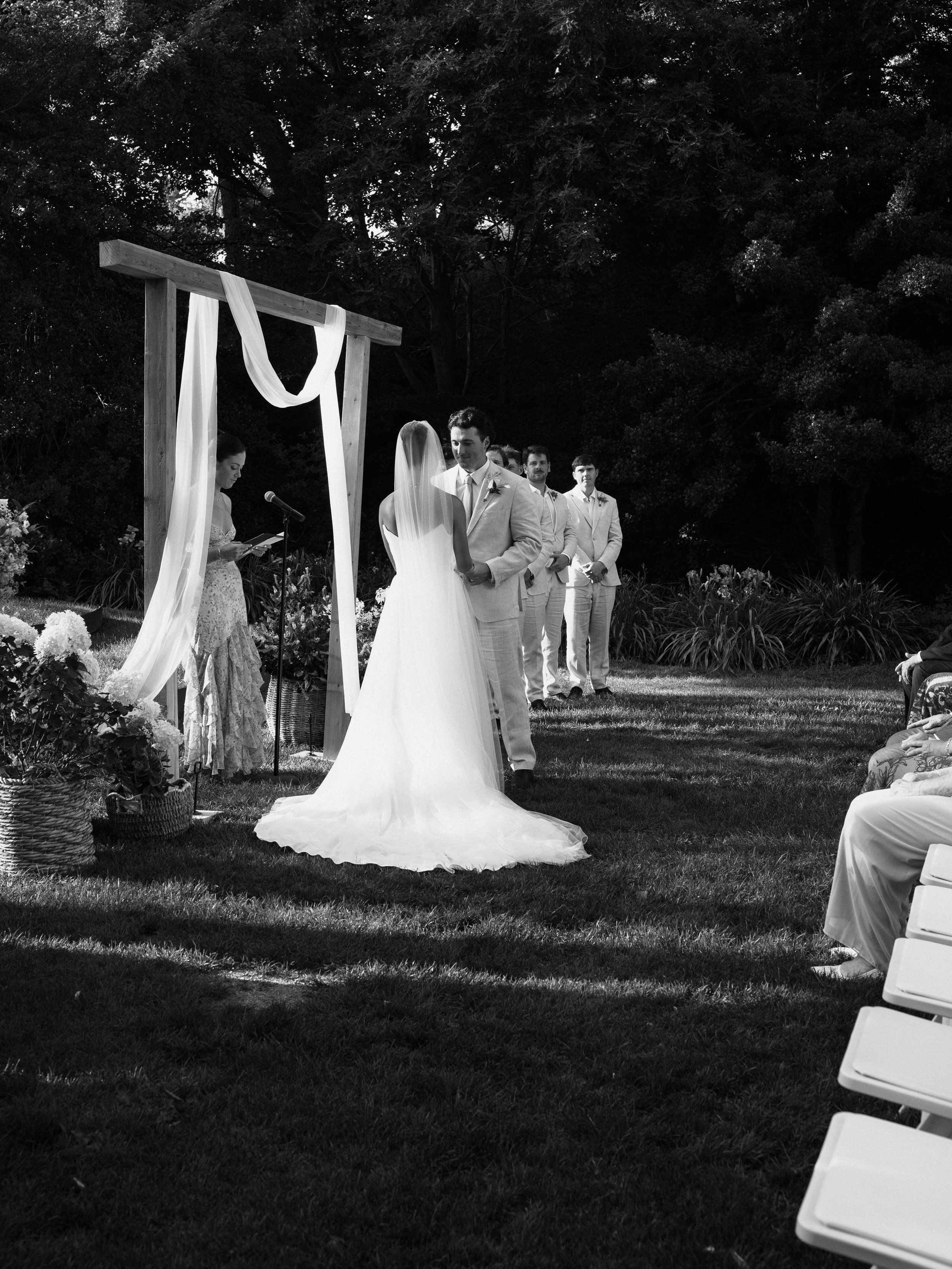 lauren&matt (52 of 99).jpg