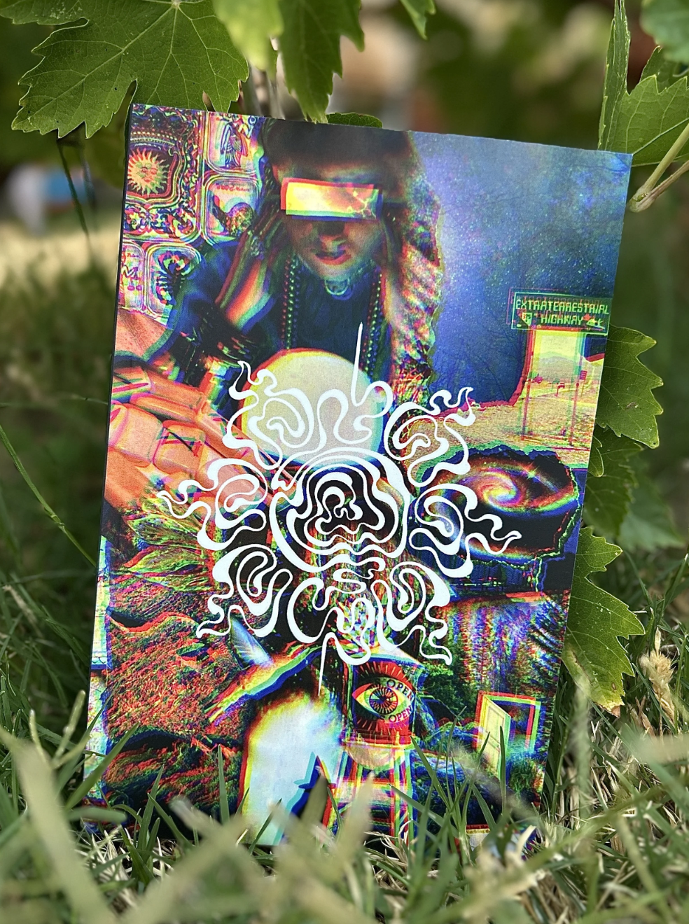 https://www.lulu.com/shop/arville-persons/cosmos-lost-her-head/paperback/product-rm64k6k.html?q=cosmos+lost+her+head&page=1&pageSize=4