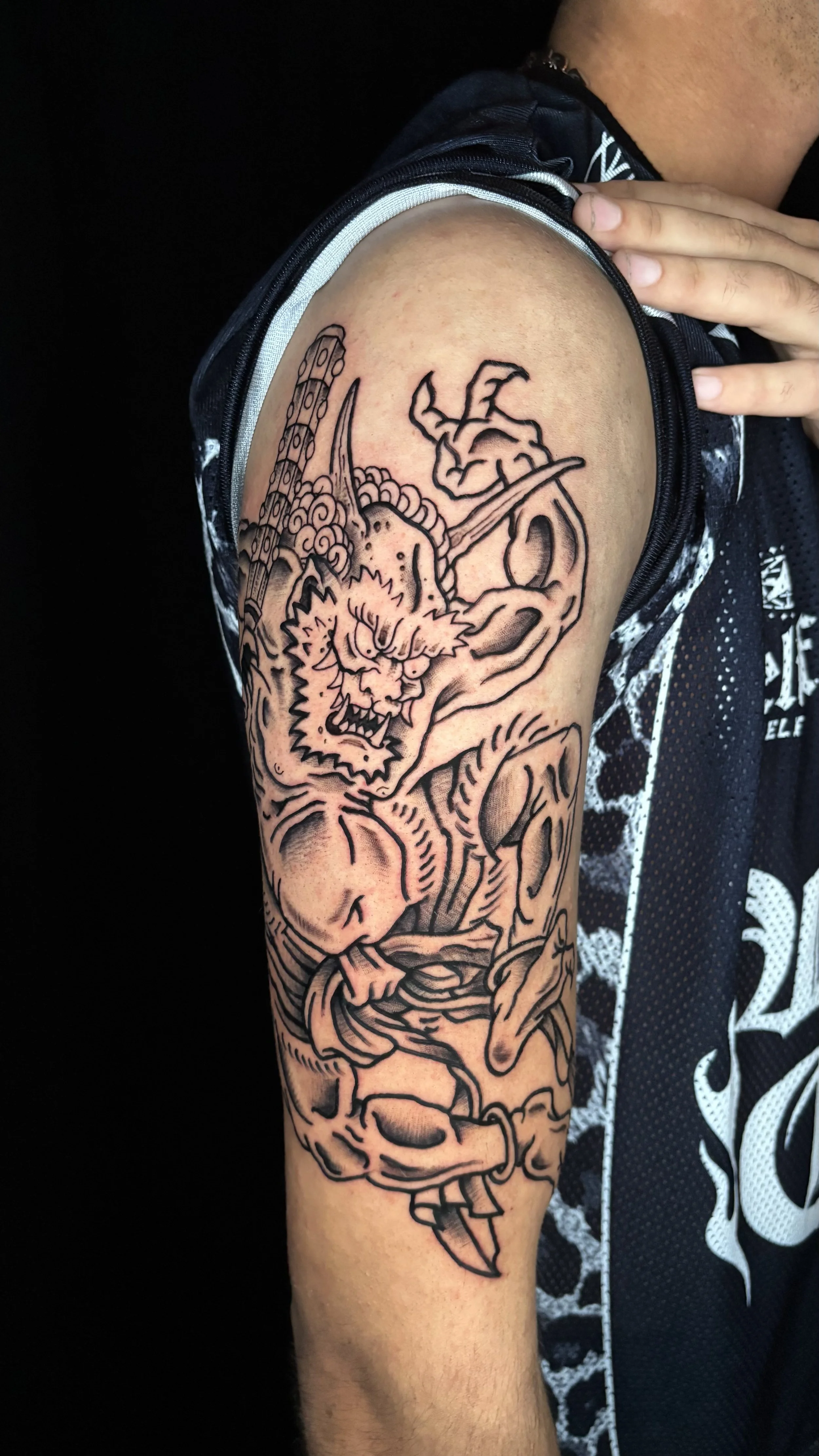 American traditional tiger tattoo featuring bold colors, strong black linework, and dynamic movement. Custom tattoo by Yonathan Suarez, a traditional and illustrative tattoo artist in West Palm Beach, Florida.