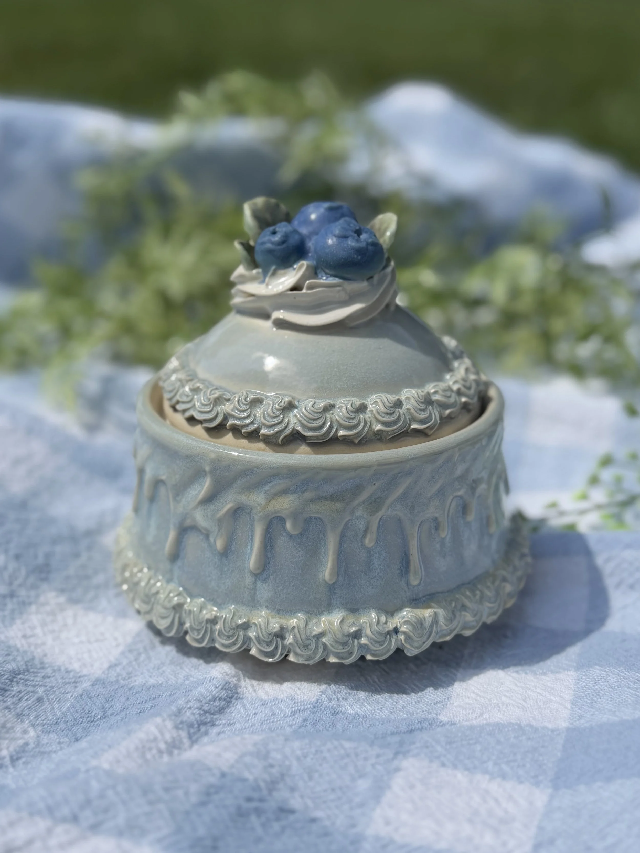 small blueberry cake