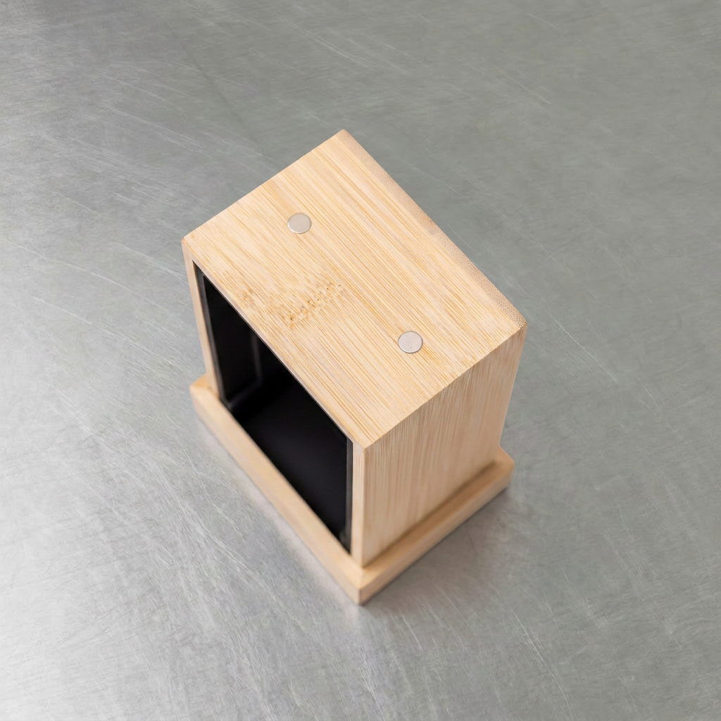 CHRISTOPHER WARD WATCH BOX 1.png