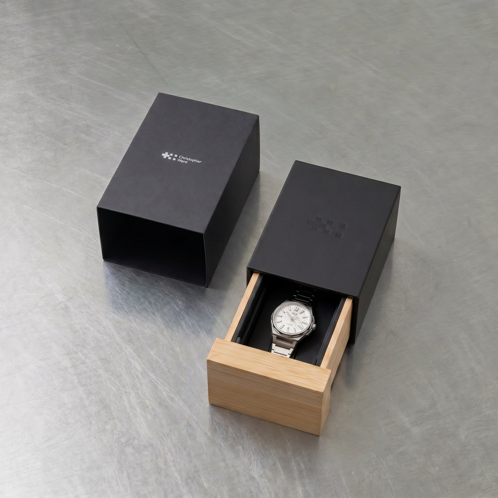 CHRISTOPHER WARD WATCH BOX 2.png