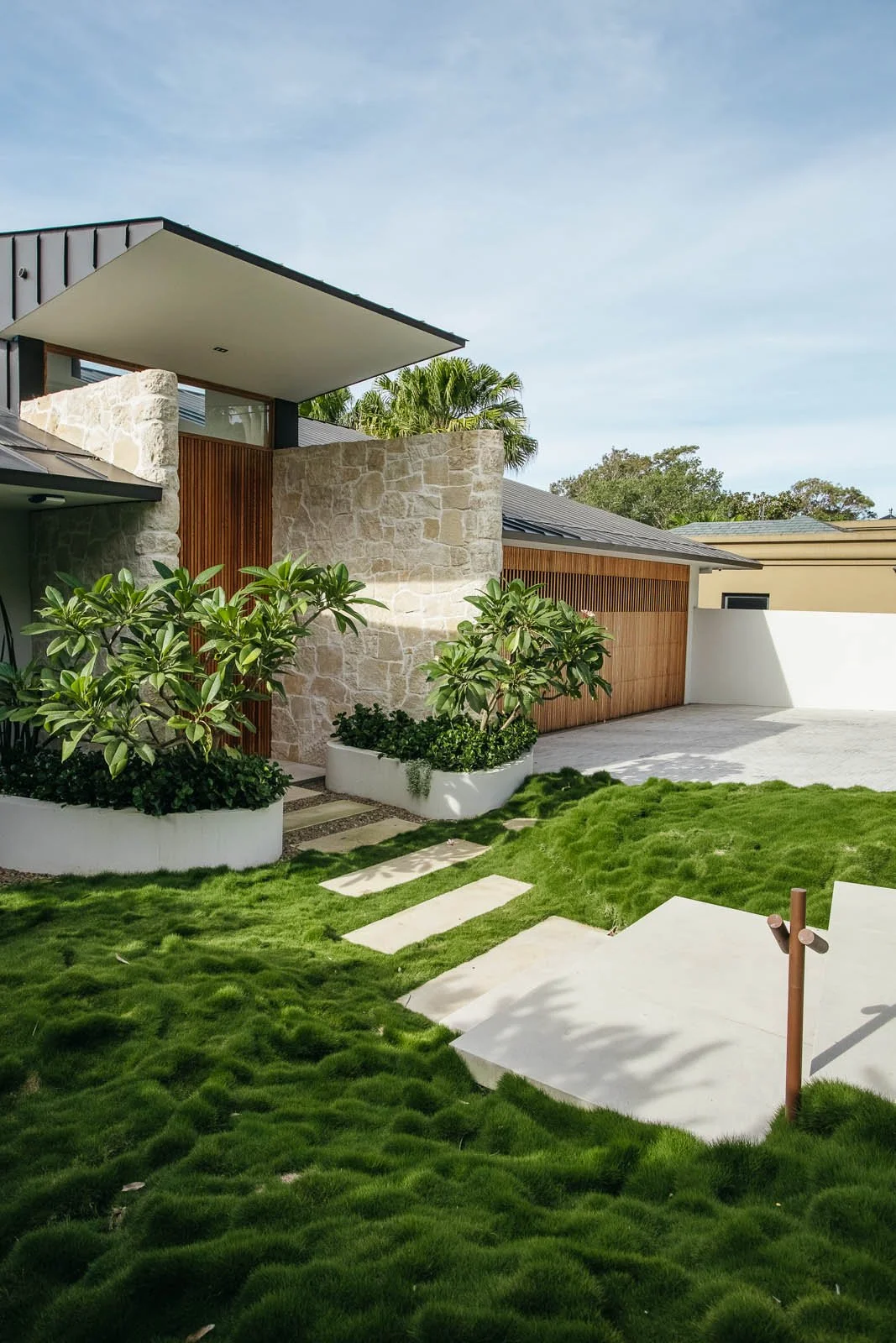 bayview-modern-tranquility-07.jpg