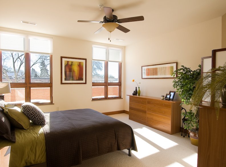 Park East Bedroom.jpg
