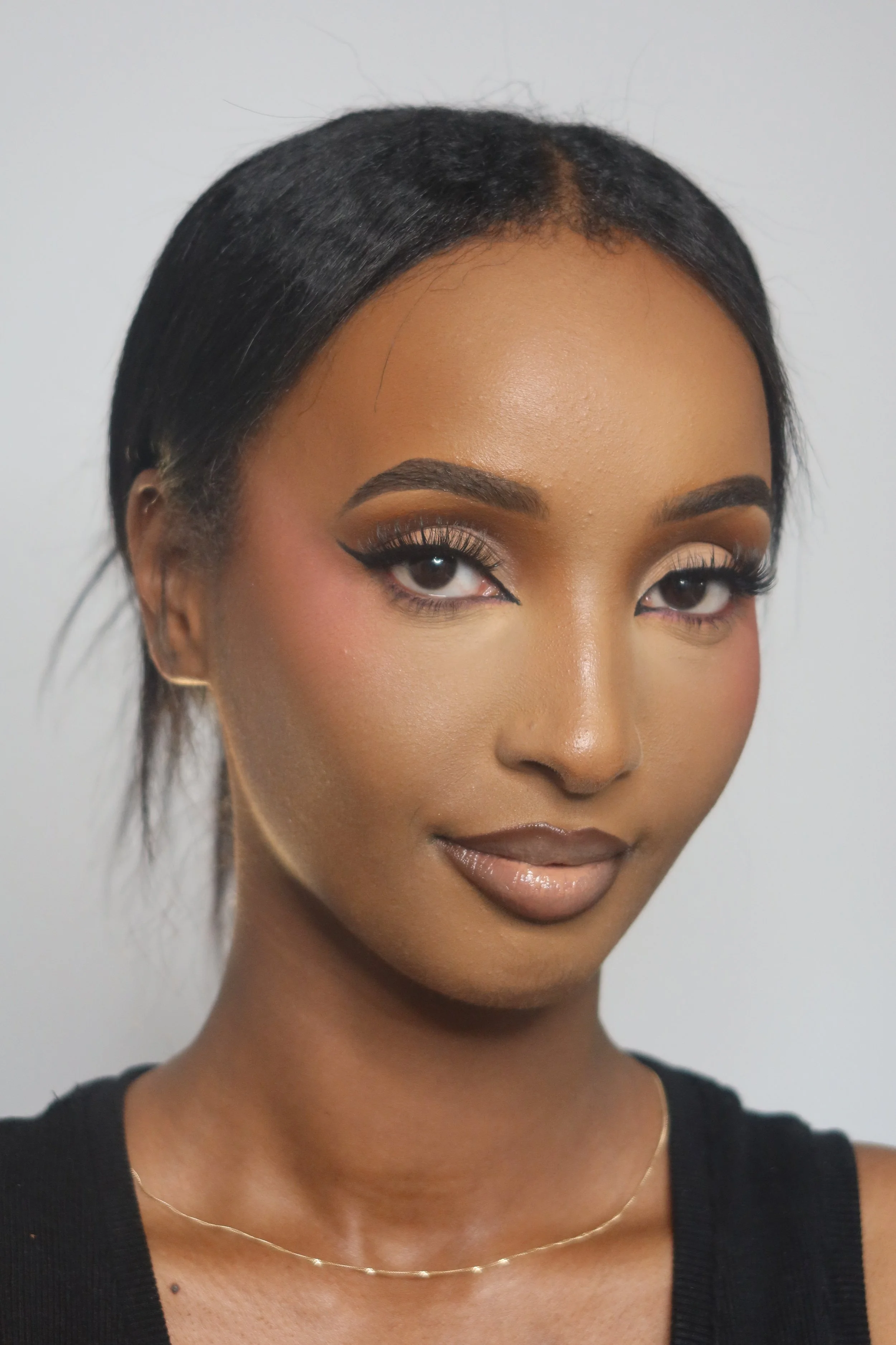 Chayil Beauty Looks
