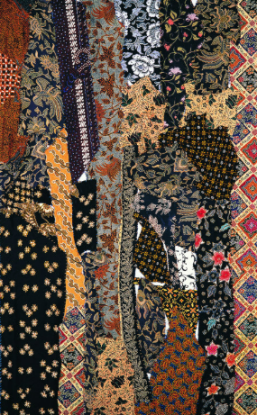 Solo 1999
(batik cloth stitched on canvas)