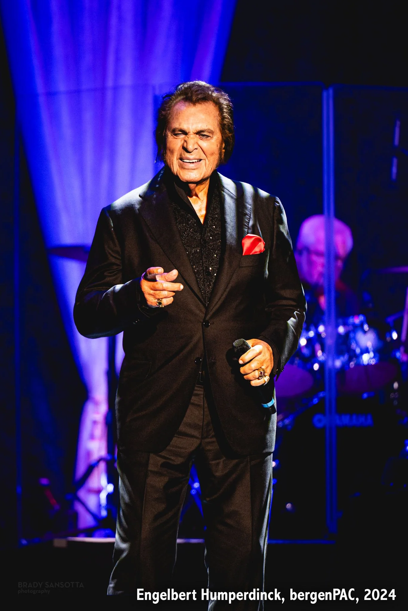 Portrait of Engelbert Humperdinck singing during the Last Waltz Tour at BergenPAC in Englewood, NJ.