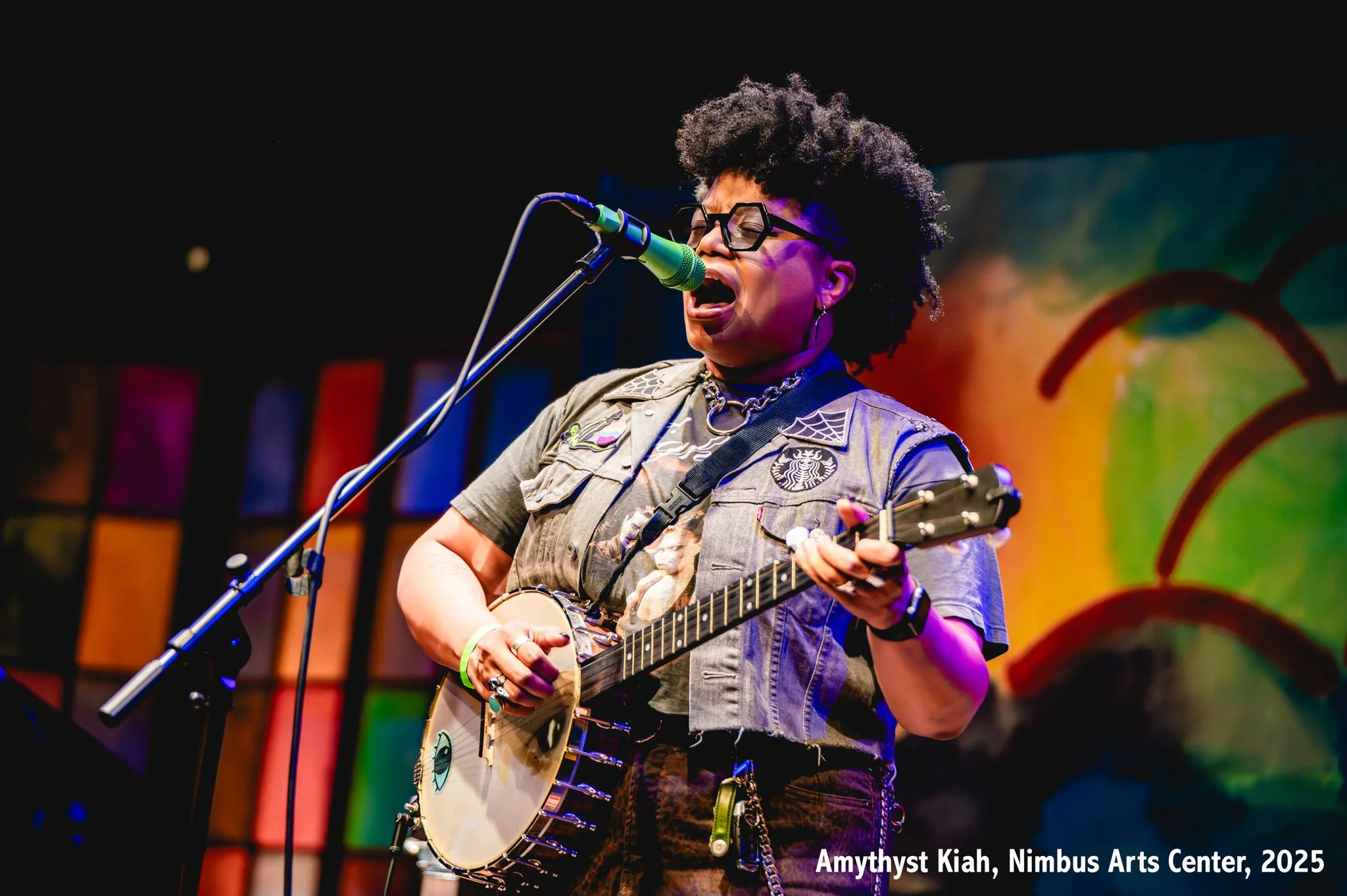 Amythyst Kiah performing at Hudson West Fest in Nimbus Arts Center, Jersey City