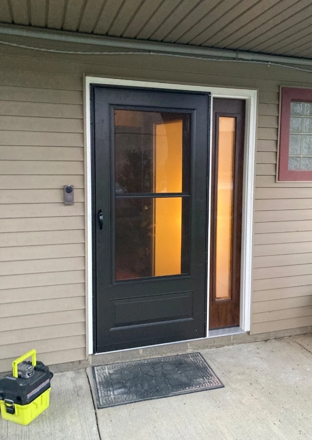 Door 1_3.jpg
