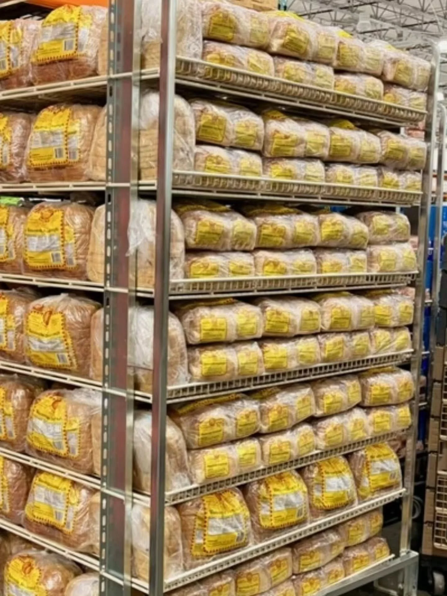 🚨 COSTCO UPDATE 🚨

Because of all your support, Sumano&rsquo;s Bakery now has a FULL rack at the Great Oaks Costco! 🙌
No more sharing a rack &mdash; just more fresh sourdough for everyone. 🥖

Seeing our bread grow from a small local bakery in Wat