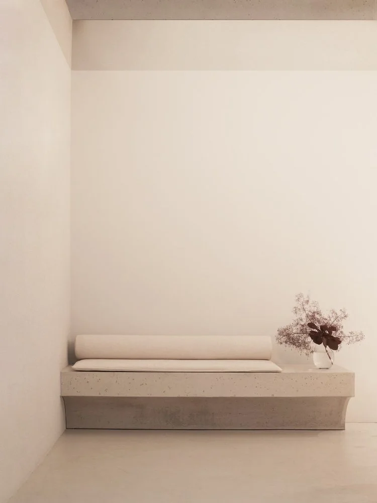 Adytum spa interior
