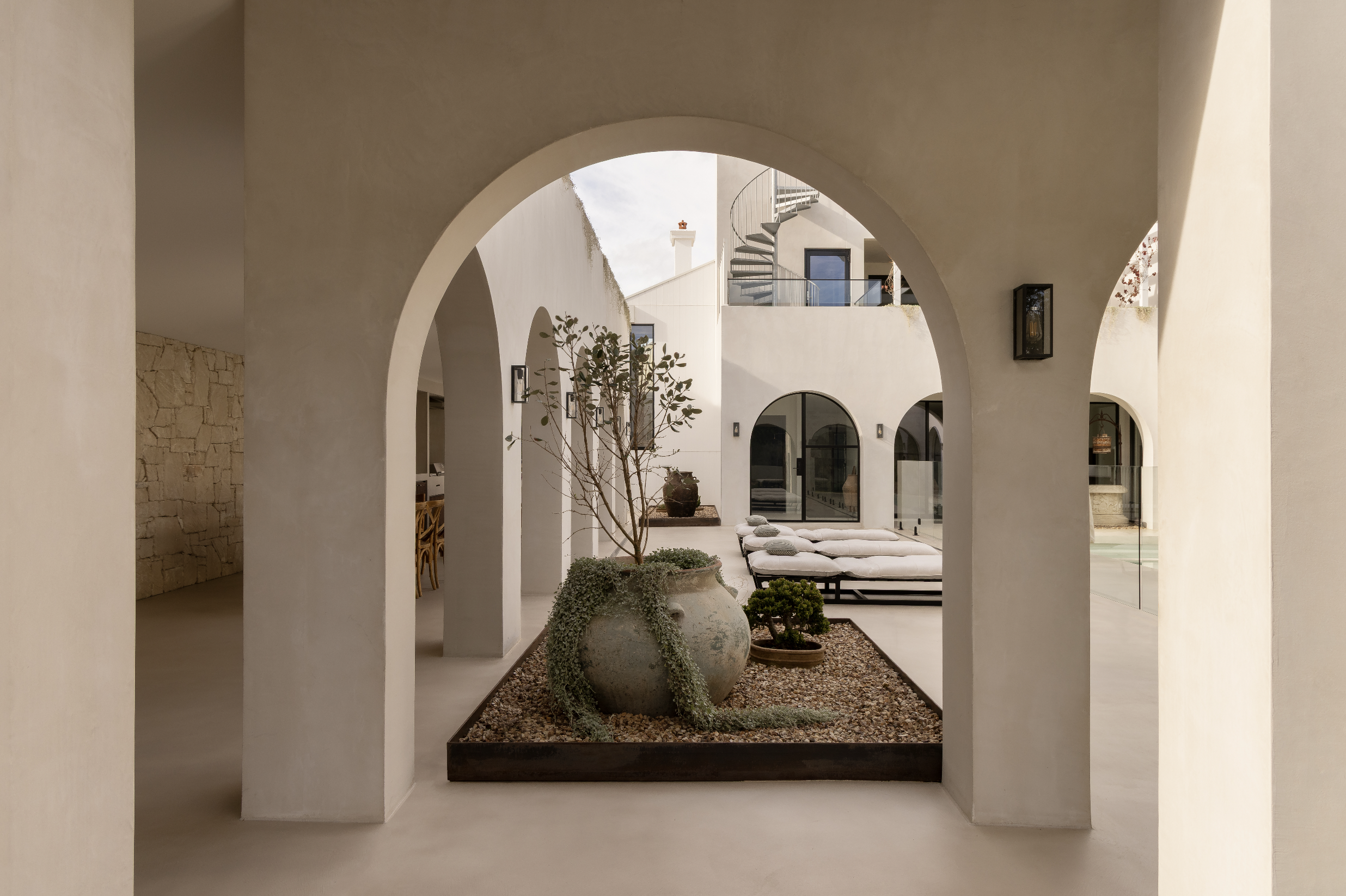 Can Microcement Handle Coastal Conditions?
