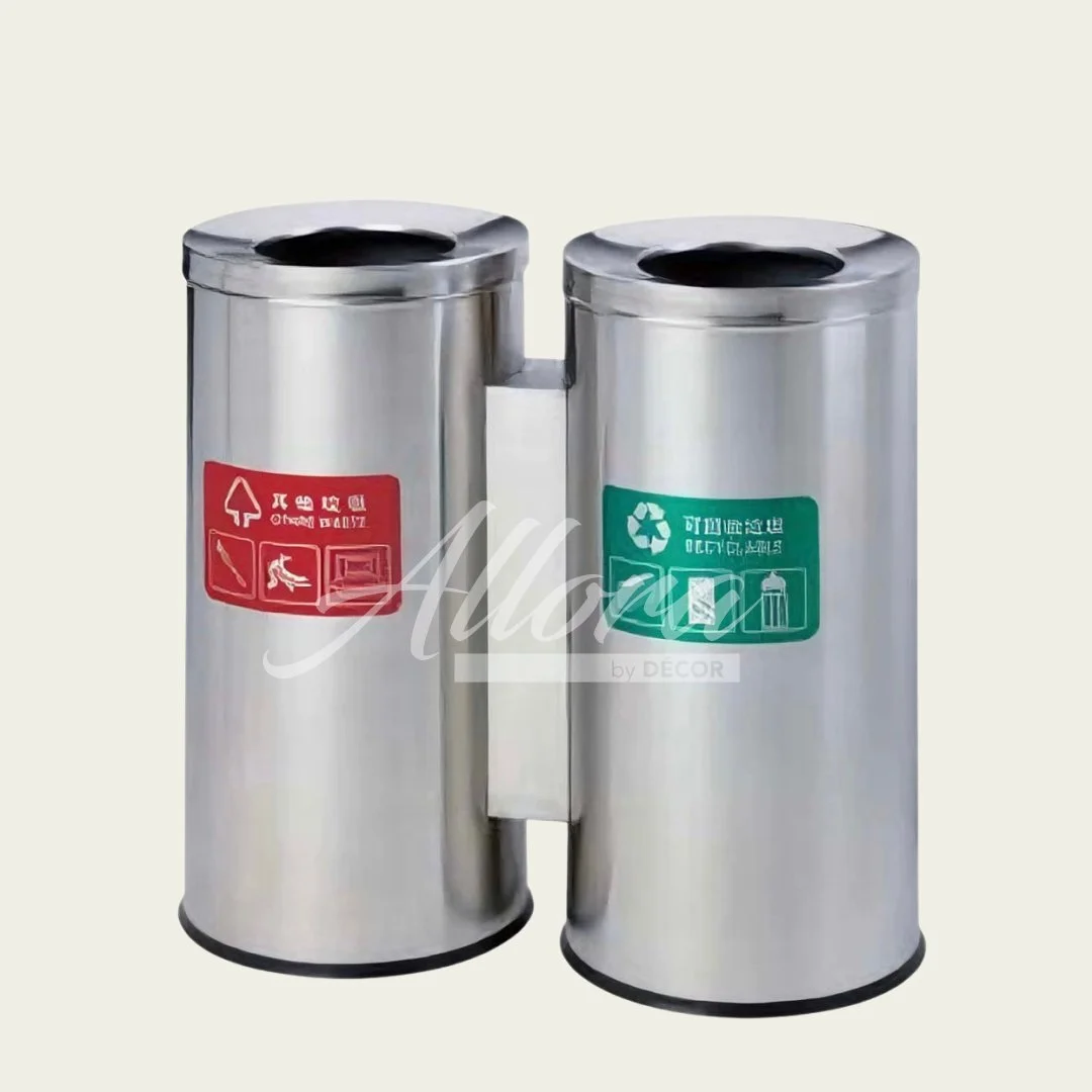 X09 - Outdoor Garbage Can