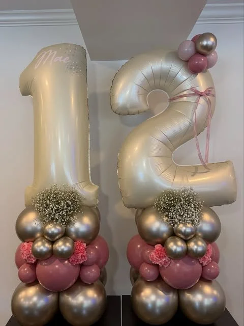 number-12-balloon-stacks.jpg