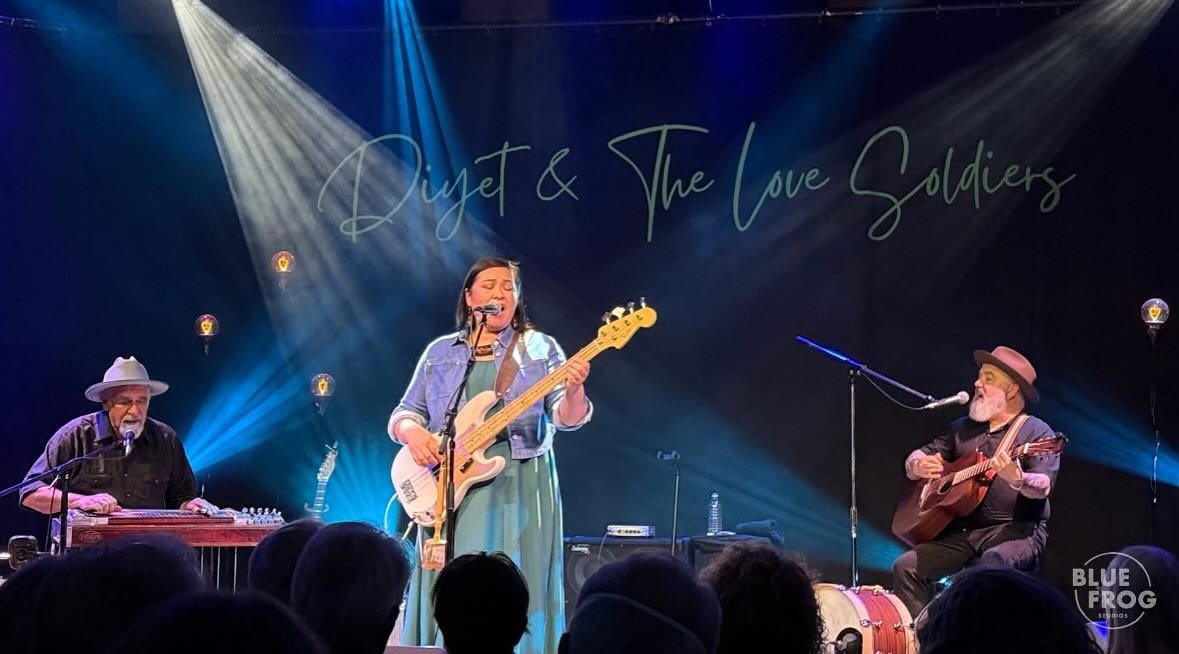 Thank you @bluefrogstudios for a great night!❤️🙏