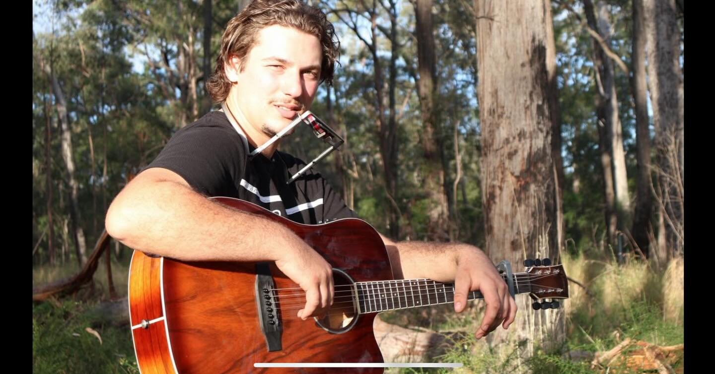 🎶 Live This Saturday at Silverdale! 🎶
We&rsquo;re thrilled to welcome the highly talented singer songwriter Marco Bogic to the centre this Saturday from 10 AM &ndash; 1 PM.

Marco creates and performs his own original music, and it&rsquo;s an absol