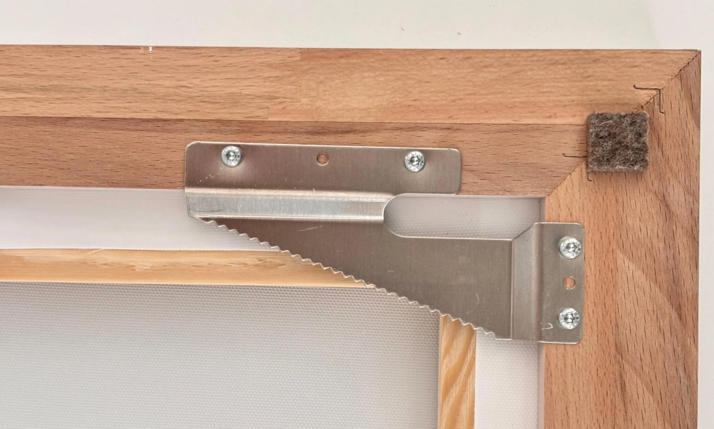 birgit-trofer-studio-floating-frame-back-mounting.jpg