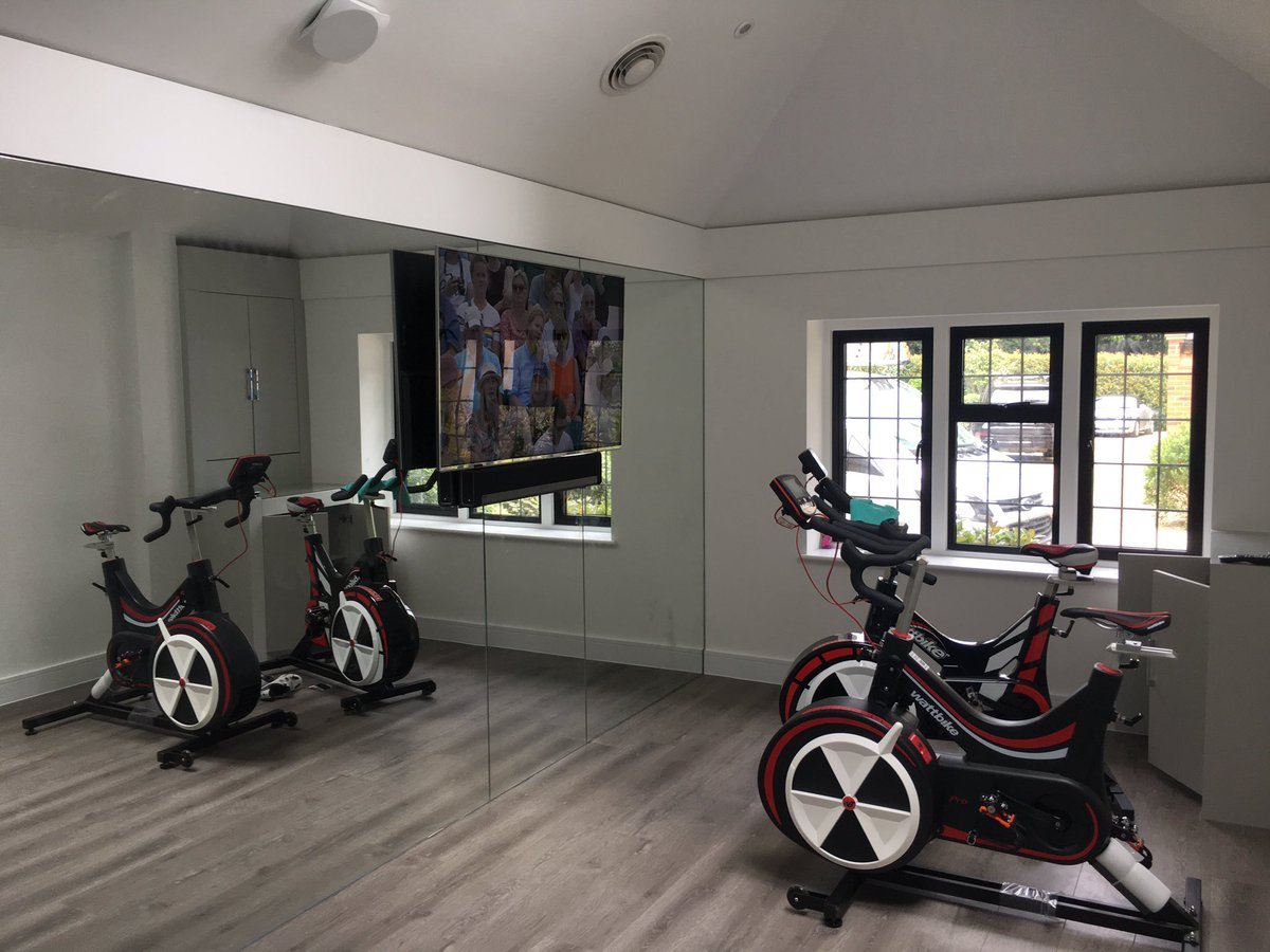 Home Cinema, Gym and full Home Automation