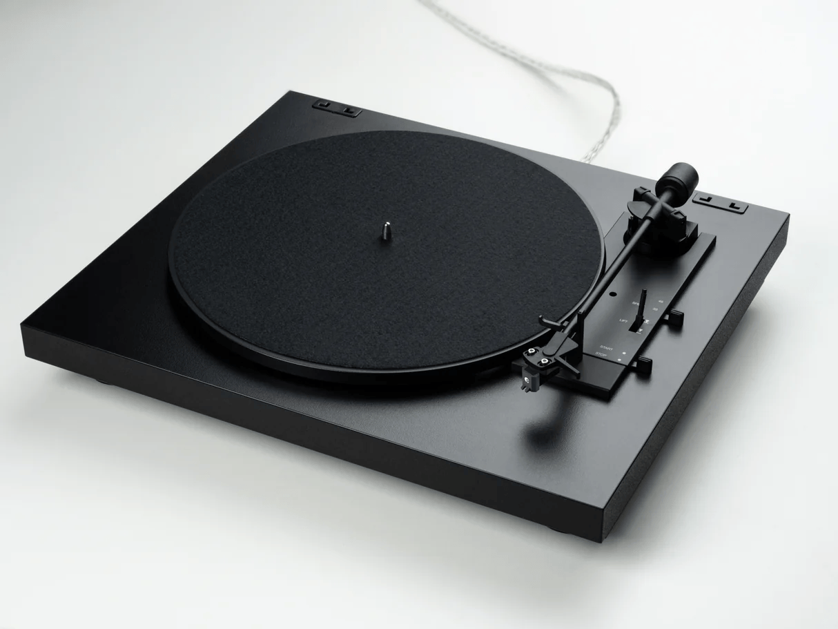 Pro-Ject_A1.2_diagonal_felt_mat.png