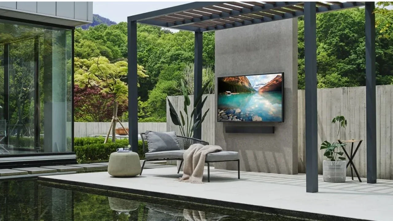 Samsung-Terrace-Outdoor-TV-Featured-Image.jpg